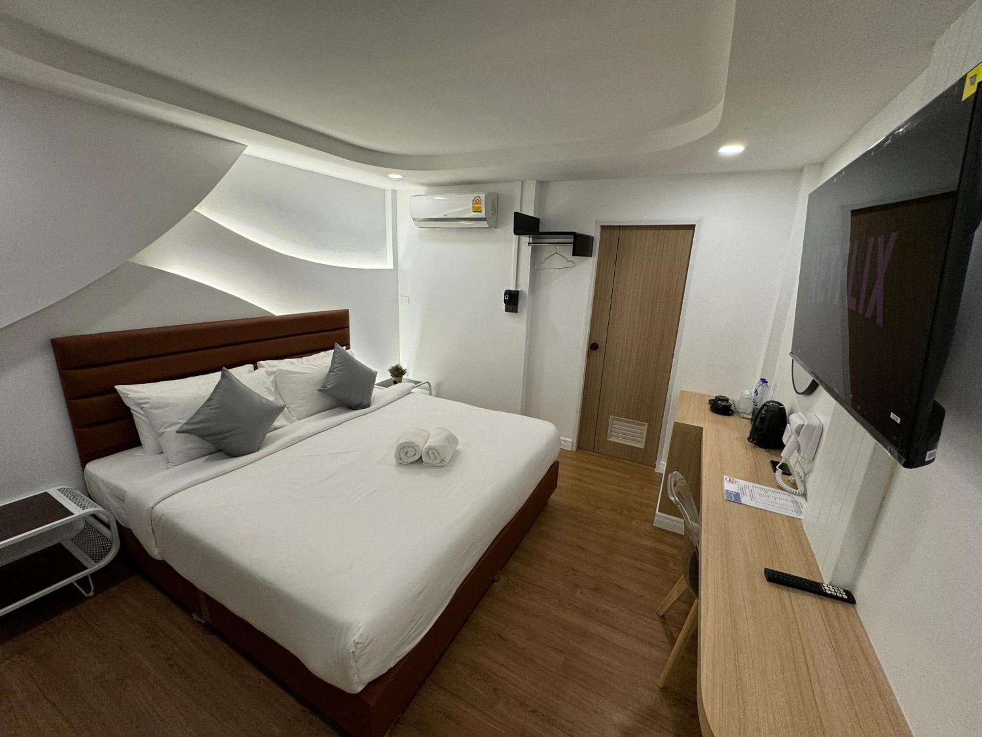 โรงแรมเอส วัน ซิตี้ โฮเทล บุรีรัมย์ ภายนอก รูปภาพ